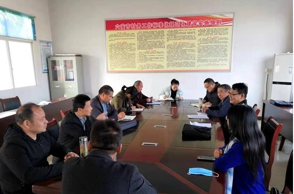 �����������g�WУ�������{�� ���Ďͷ������������g�WУ