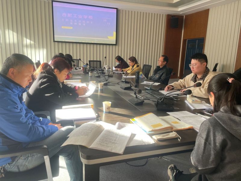 �Ϸʹ��I�WУ˼���̎����n��Ӱˣ����ۡ����w�ǻۡ��䡱�����n��