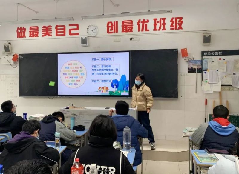 �Ϸ����и�һ�꼉(j��)�_չ�W(xu��)�����������c����Ҏ(gu��)���n��