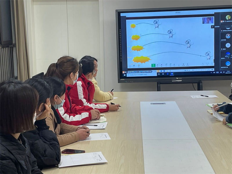 �Ϸ��д������׃��@�M���̎����Ӭ����^(q��)�̎���(y��u)�|(zh��)�nչʾ���ϻ��(d��ng)