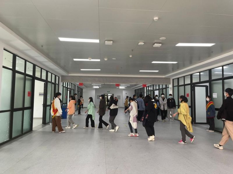 �Ϸʹ��I(y��)�W(xu��)У������2022��߿��w�z�΄�(w��)