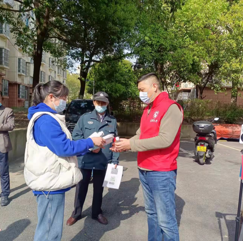 �Ϸ��еڰ��ЌW�������F��ɽ��У���o��Σ�y������ �y�������R贬�