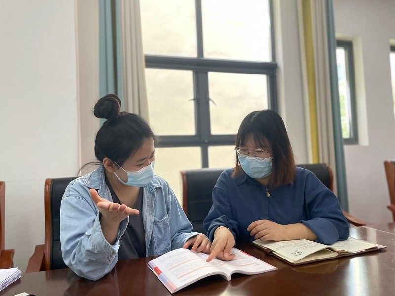 �Ϸ����A���\Է�׃��@�̎��x������������