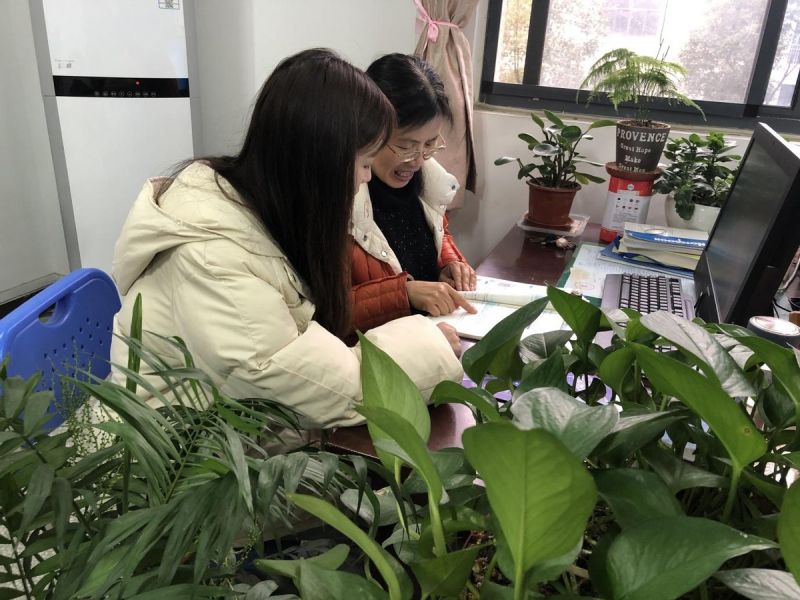 �Ϸʹ��I(y��)�WУ���Y��齨�Oϵ�С��������W����(sh��)�W���нM