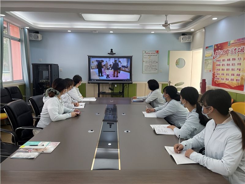 �Ϸ��а��׽������F(tu��n)��������_չ��ͬ�n����(g��u)�����\(y��n)��(d��ng)��(chu��ng)���n���(d��ng)