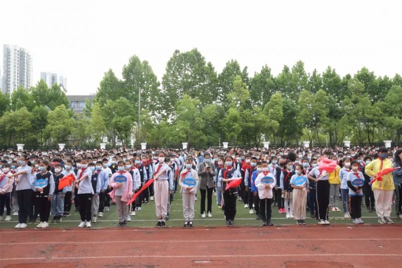 �Ϸʎ�����С�_չ�ƶ��ЌW���ɹ��l����