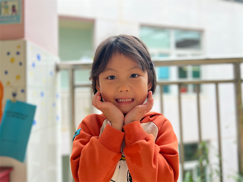 �Ϸ������v�׽̼��F�F֧���_չ�������깝(ji��)���