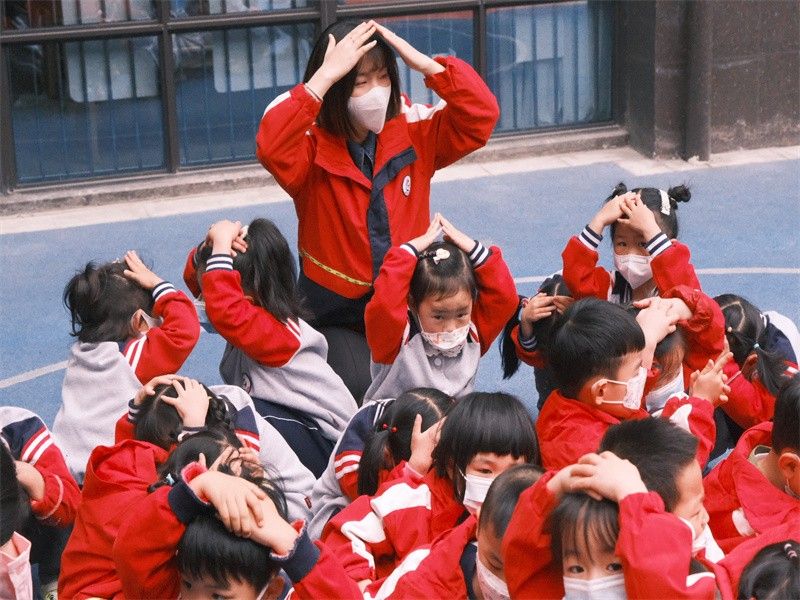 �Ϸ��д������׃��@�_(k��i)չ����p��(z��i)�ݾ�����׃���ȫ�������R(sh��)