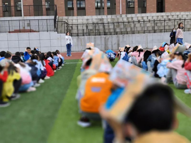 �Ϸ��Ў�������С�W(xu��)�M���_(k��i)չ������(z��i)�p��(z��i)����ȫ�������(d��ng)