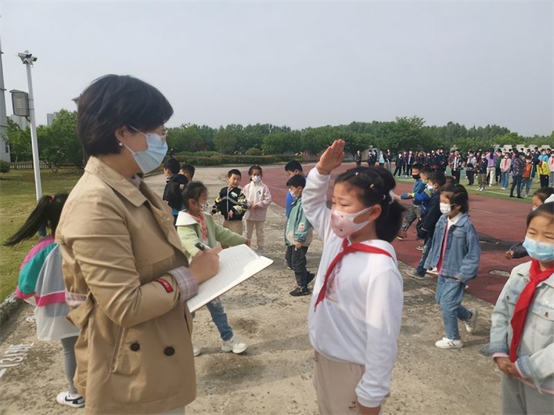 �Ϸ��а��c·����С�W����У�_չ������ȫ��ɢ�ݾ������