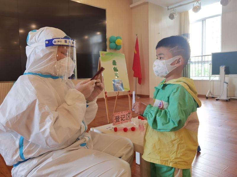 �Ϸ����p�׽������F��Ȼ�ӷֈ@�_չ��ʮ��݆ȫ�@���׺���z�y��y