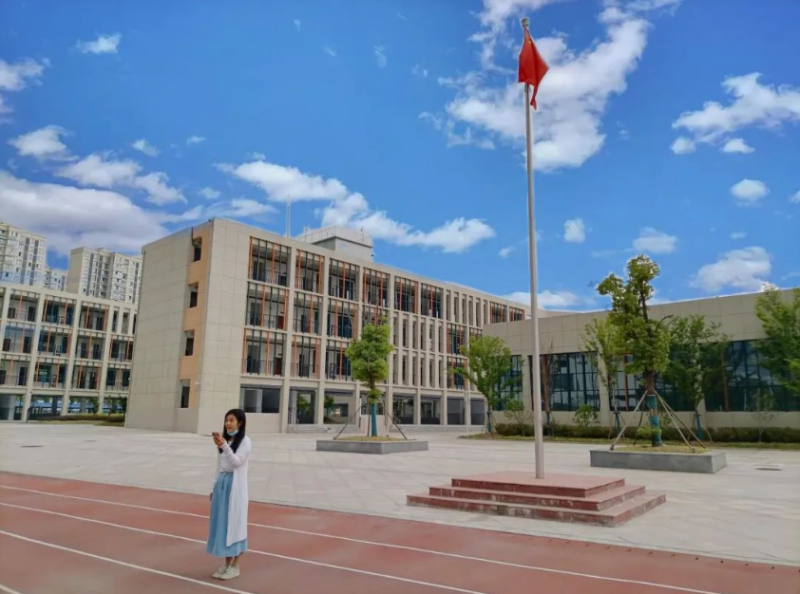 �Єڄ�(d��ng)���� ̽�ƌW(xu��)�W�ء��� �Ϸʎ�����С�������F(tu��n)�L(zh��ng)�S��У�e�еڶ��ÿƼ���(ji��)