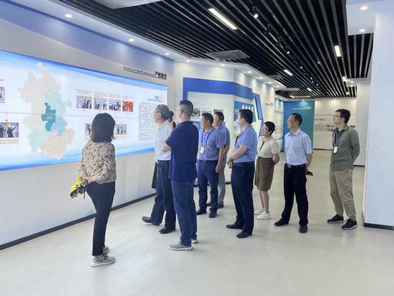 �Ϸʹ��I�WУ�����MУʷ����� �I�Թ��I֮�L��