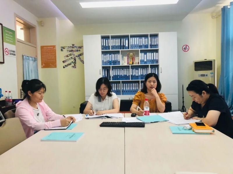 �Ϸ���ꖹ�С�WӢ�Z�֕������