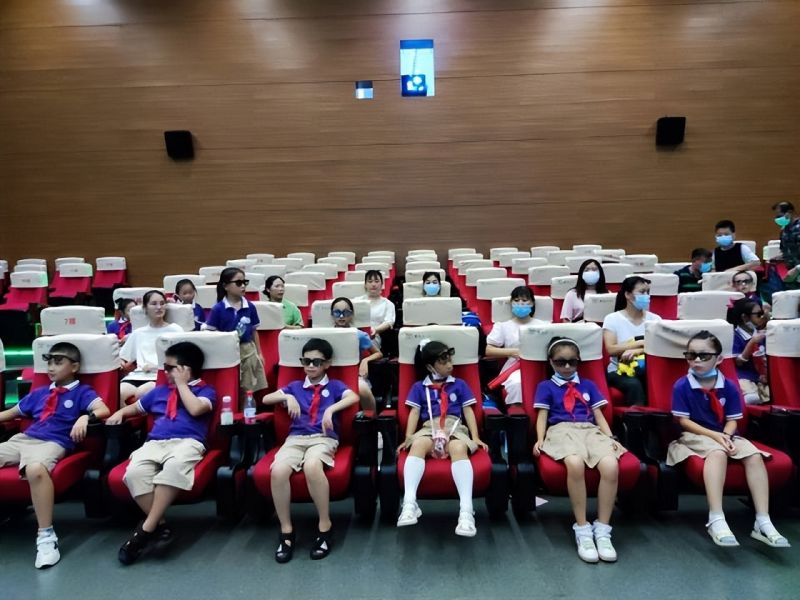 �Ϸ��л���С�������Fӳ��У�^(q��)��ͯ��׷�� �߽�����