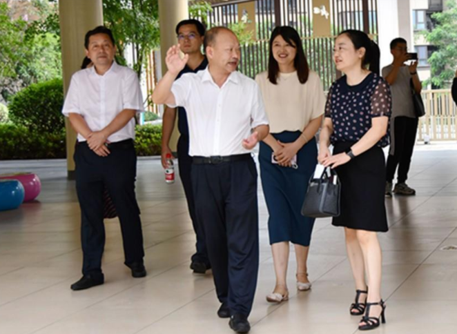 �Ϸ���ί���ؕ��L�����oһ�е�����·����С�Wӳ��У�^�{��