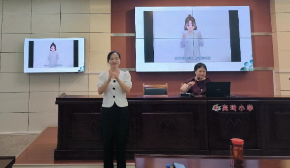 ���c�и���С�W�_չ����������Ӗ