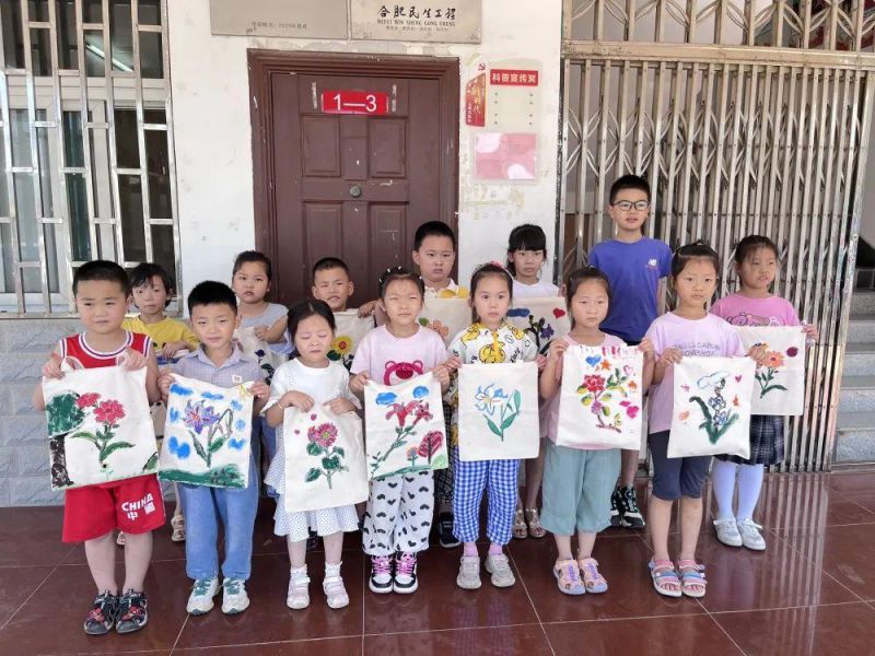 �Ϸ����L��·�ڶ�С�W�h���ֹ��L�����