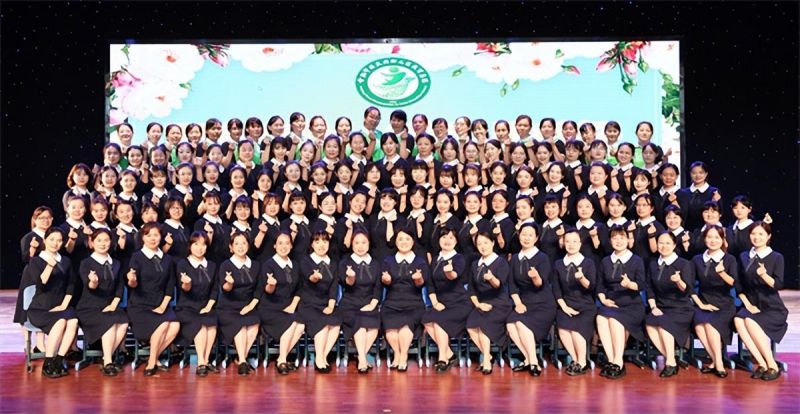 �Ϸ��а��׽������F���p�򱼸�������Ҋ����