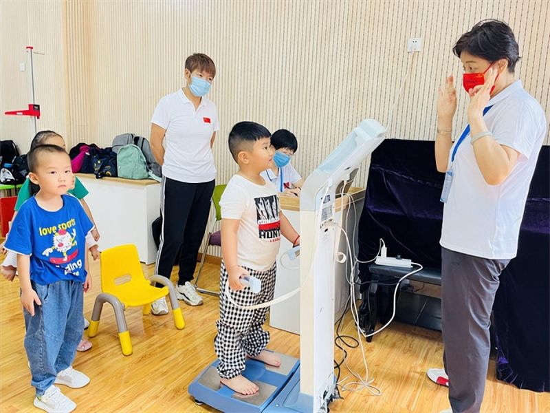 �Ϸ��а��׽������F(tu��n)����ֈ@���ƌW(xu��)�w�ܙz�y(c��)���P(gu��n)ע�׃�����