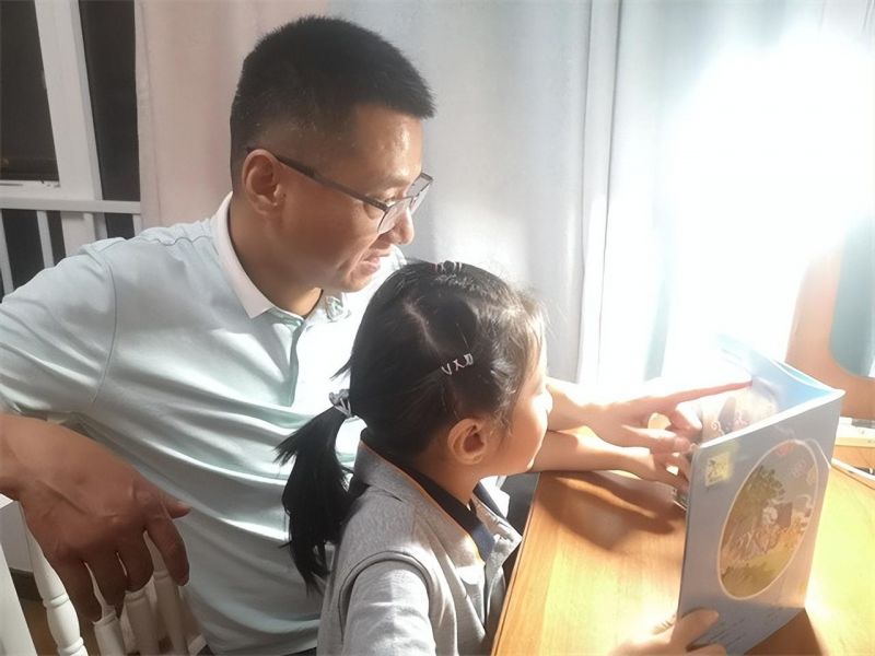 �Ϸ����L(zh��ng)��С�mͤ��У�����L(zh��ng)�����C�ύ�����������ͯ���L(zh��ng)