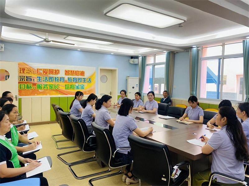 �Ϸ��а��׽������F(tu��n)���ָ��(d��o)�����_չ�������L(f��ng)���