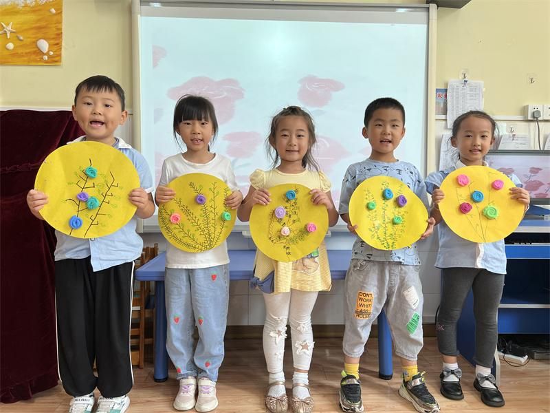 �Ϸ������v�׽̼��F���v�@�^���M�_չ�L�����