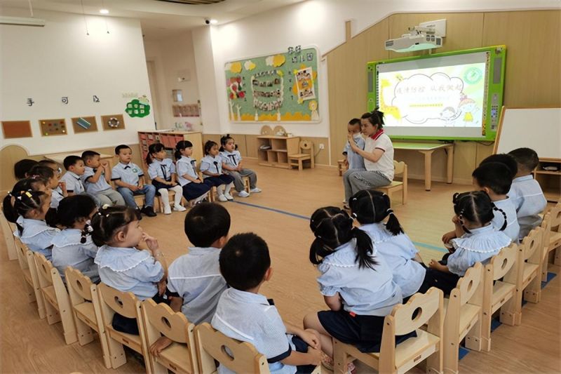 �Ϸ��а��c·�׃��@�������Fӭ��·�ֈ@�_չ�׃��������}����