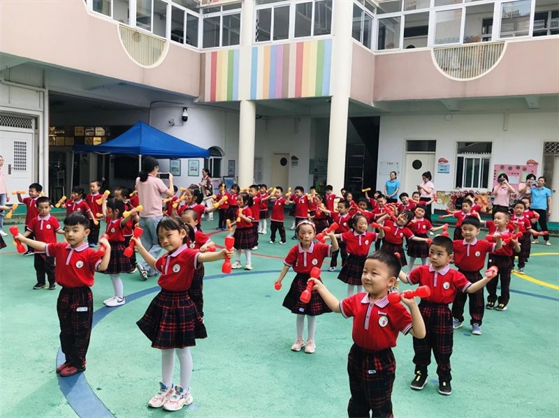 �Ϸ��д����T(m��n)�׃��@�������F(tu��n)���@�ƶ�������L(f��ng)�� ͯ�����h�峯�(y��ng)