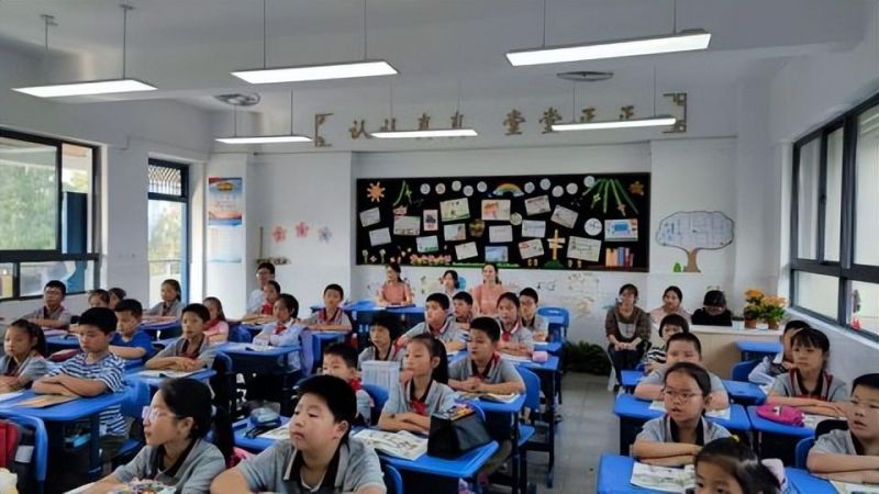 �Ϸ����L���mͤ��У�����M�̎�չ�L�� �n������ٳ��L