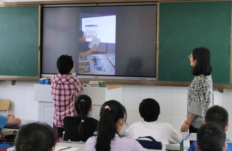 �Ϸ����ψ@�WУ��Ո����r�񮋡����z�������_չ���Ͻ̌W���