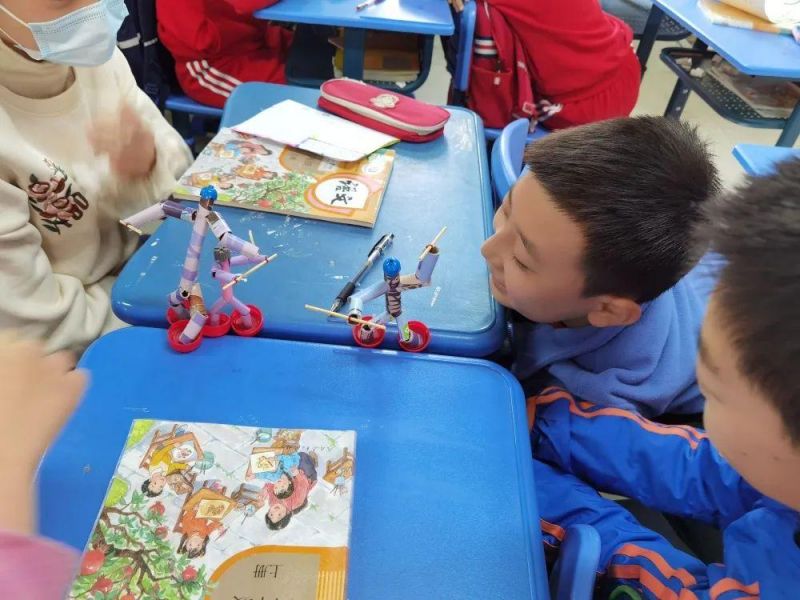 �Ϸ����L��·�ڶ�С�W��䞳У�^���҂����ۡ����ˡ�