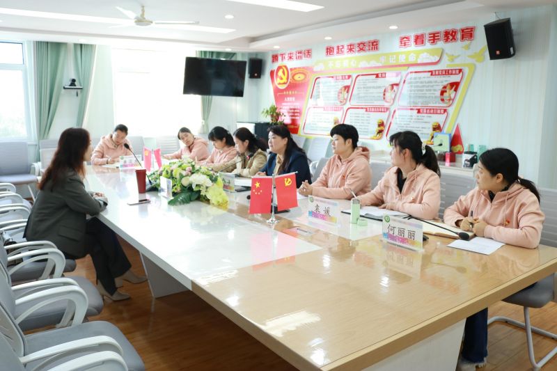 �B�Ƹ������������׃��@��(y��u)��ɲ����Ϸ��а��׽������F(tu��n)��������