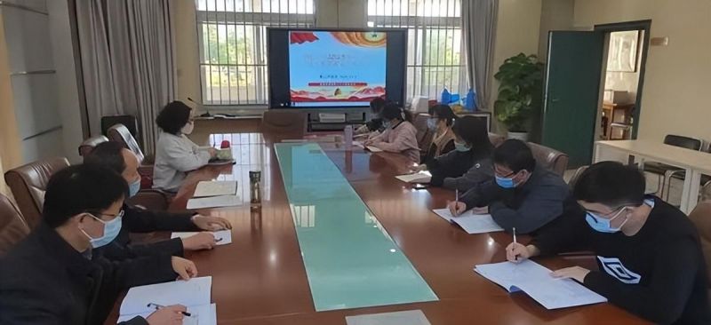 �Ϸ��еڶ��ЌW(xu��)���_������؏�(f��)�n��(zh��n)�乤����(hu��)�h