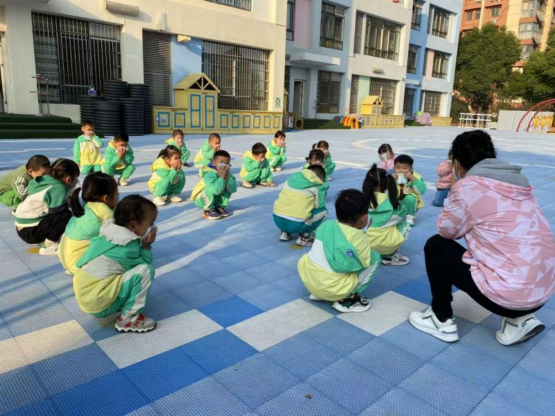 �Ϸ����p�׽������F��Ȼ�ӷֈ@������δ��ȼ������ȫ��ͯ����