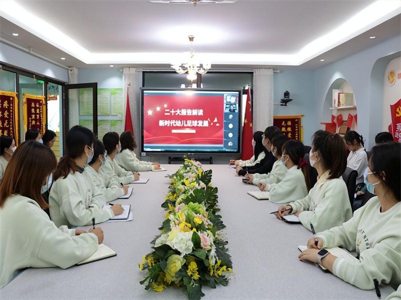 �Ϸ����p�א��Ƿֈ@����ȫ��������ɫ�׃��@ϵ�yƽ�_���ό��}��Ӗ