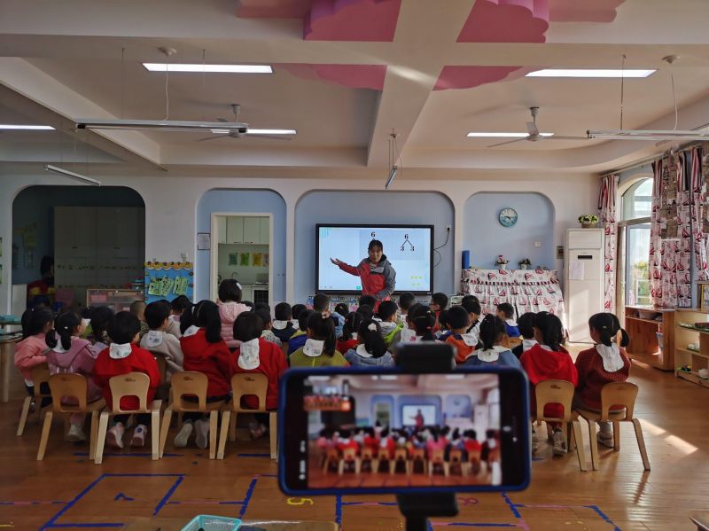 �Ϸ��д����׽������F���ͷֈ@���M�_չ������^���