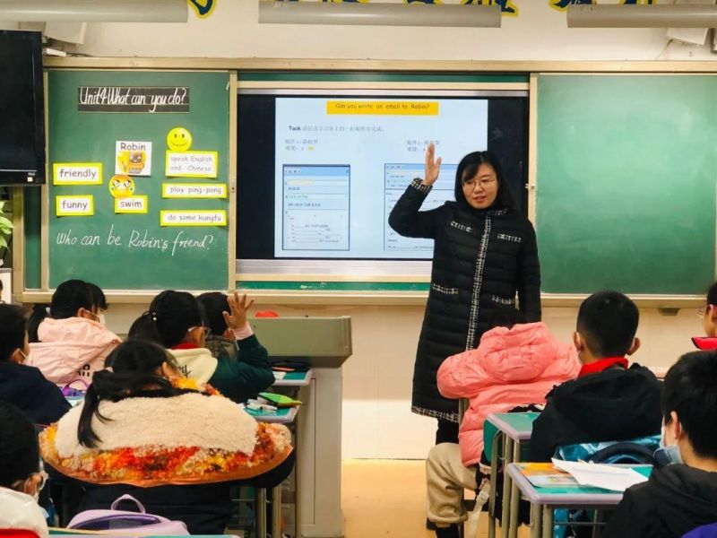 �Ϸ���ꖹ�С�WӢ�Z�M�ڶ����n���о�