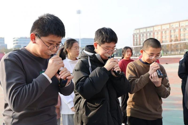 �Ϸ������_չ2022��W���w�|�����z�y����