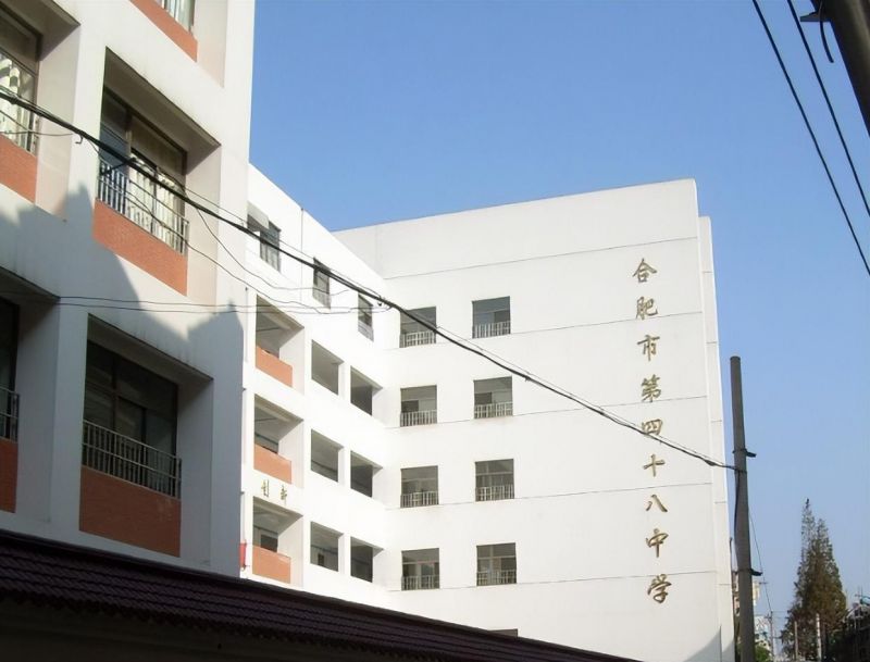 �Ϸ��е���ʮ���ЌW�¼��L��һ���ţ����ˣ�