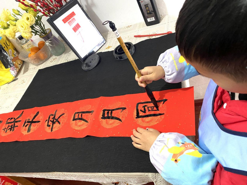 �Ϸ��а��c·����С�W(xu��)�������F(tu��n)�`ϪУ�^(q��)����������  ��ˇ��չ����