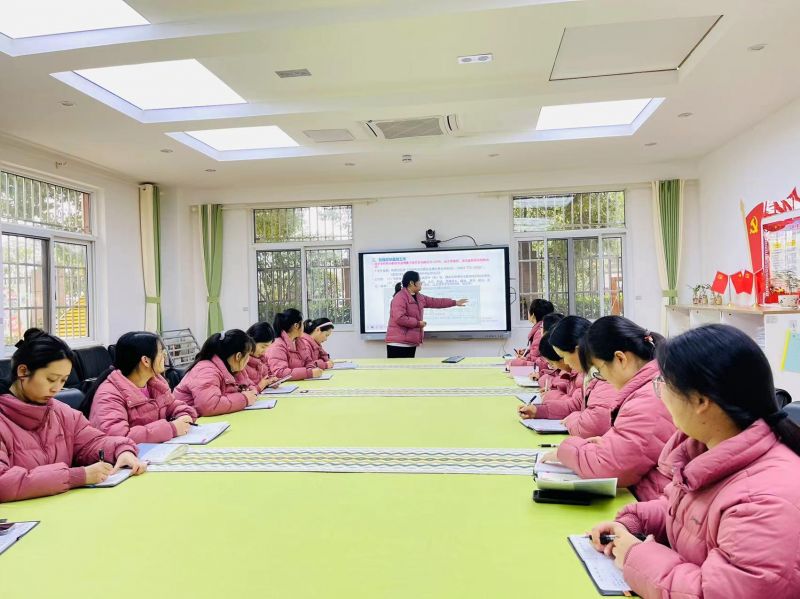 �Ϸ����p���׃��@�������F(tu��n)��Ȼ�ӷֈ@�_չ��Ⱦ�����������Ӗ(x��n)