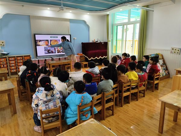 �Ϸ��а��c·�׃��@�������F���@�_չʳƷ��ȫ�MУ�@��Ӗ���