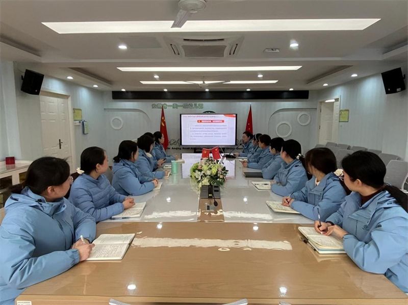 �Ϸ��а��c·�׃��@�������F(tu��n)���@���_(k��i)���W(xu��)��(x��)���}��(hu��)