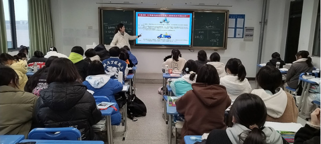 �Ϸʹ��I�WУ�M���W��������ʡ늄�����܇����l����