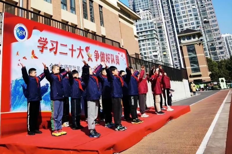 �Ϸʎ�����С����3������_չ��ֲ������G���䡱���L���}���