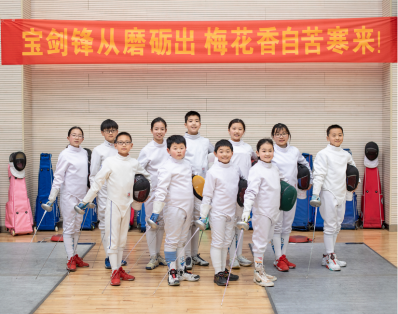 �Ϸ����³�С�W��С���͡��ث@��Ů�F�w��܊