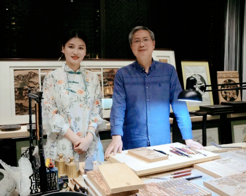 �Ϸ������b��С�W(xu��)����ӡ�кۡ��残�����̎����L���ɰ残������