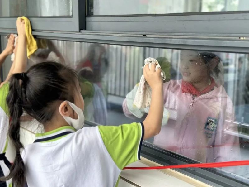 �Ϸ������b��С�W�_չ��ȫ���ۇ��l���¡����}�������