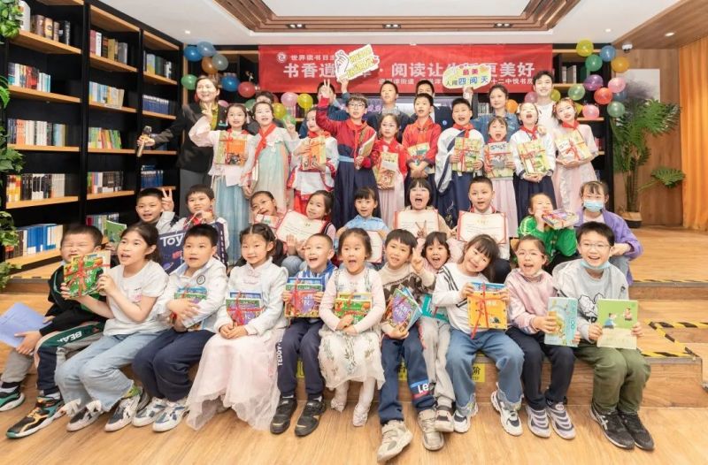 �Ϸ������b��С�W�����x�������}չ�ݣ���x׌���������